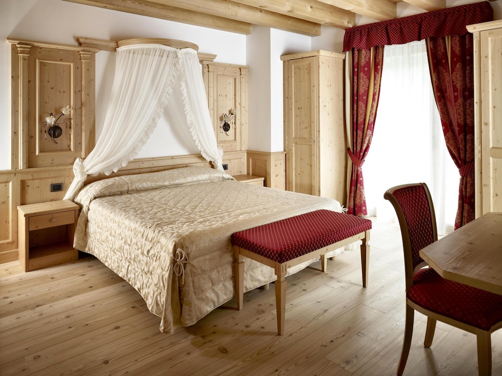 Basic Double Room, 1 Queen Bed, Terrace photo 1