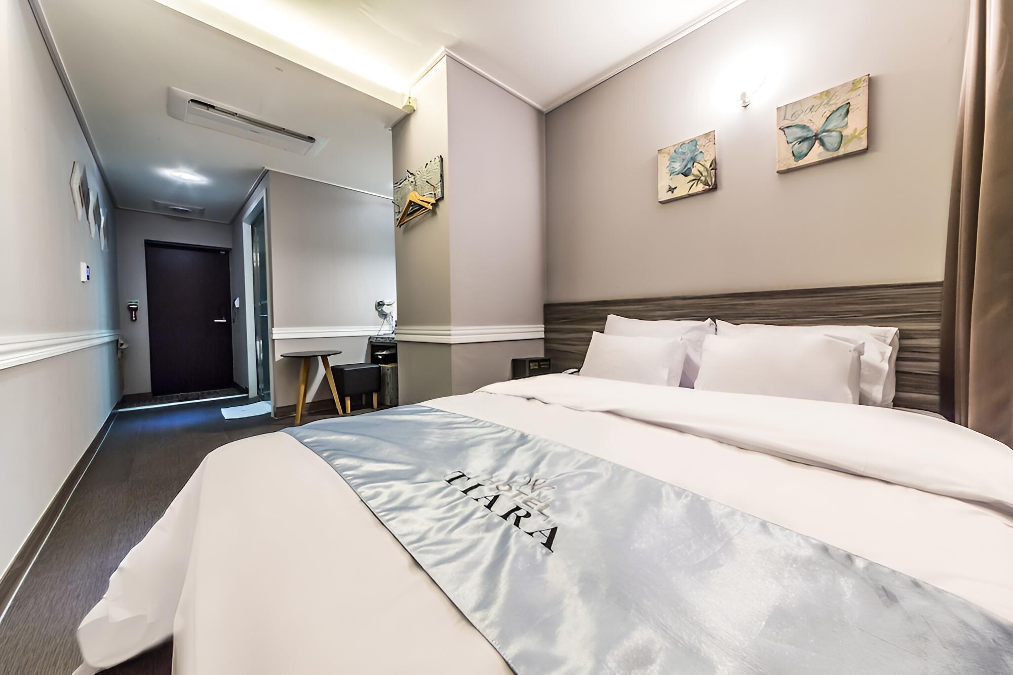 Room (Standard room) - Photo 10