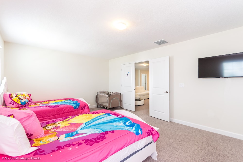 Villa (Multiple Bedrooms)