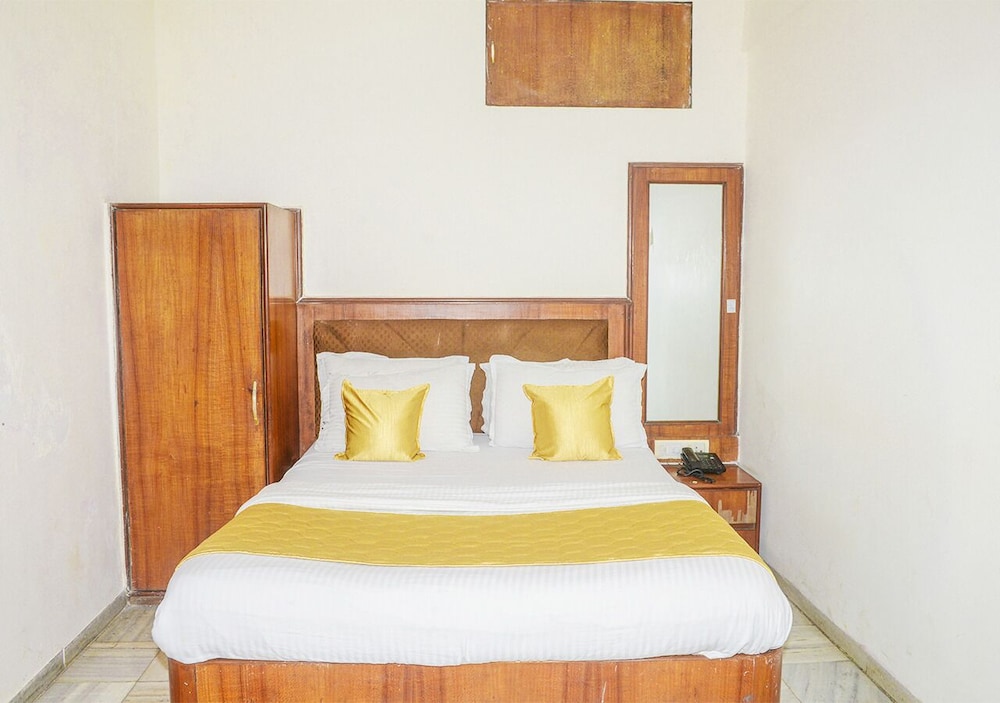 Deluxe Room - Photo 4