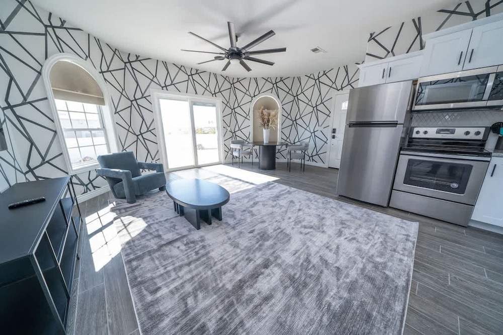 Villa de Luxe Lake Havasu avec Piscine, Foyer et Vues, Photo 5