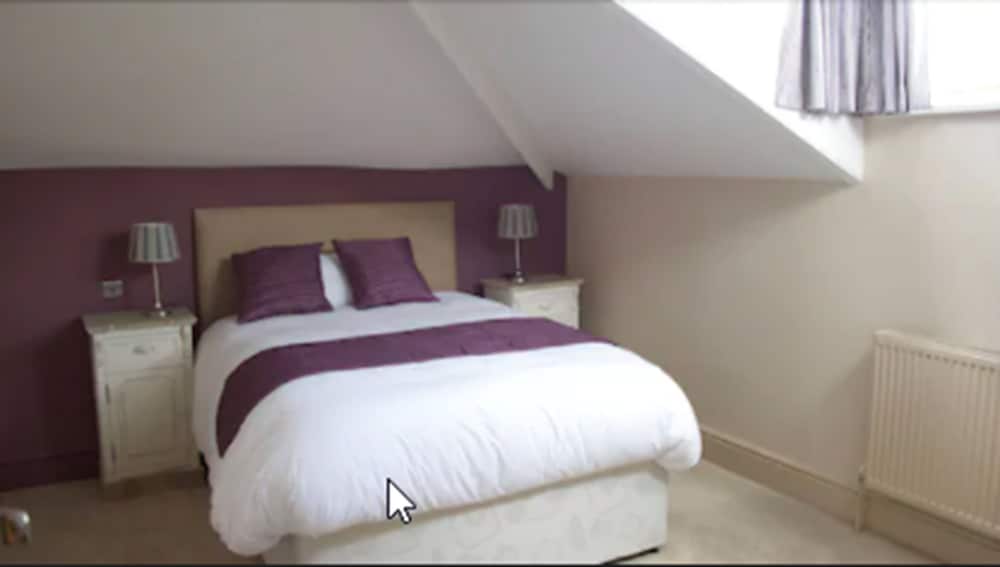 Queen Room, 1 King Bed, Sea View photo 3