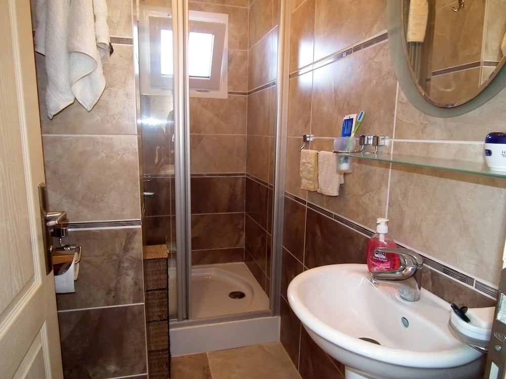 Villa photo 2