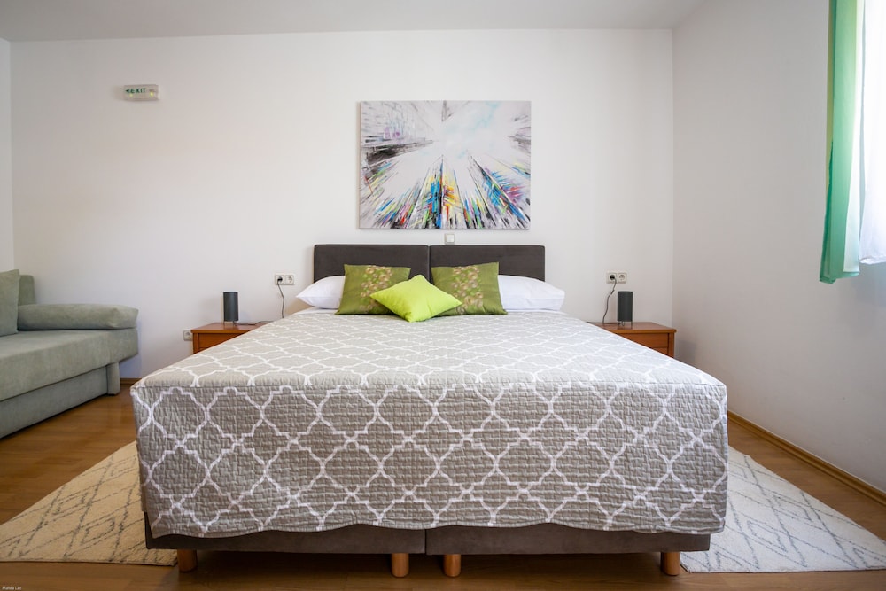 Double Room, 1 Double Bed