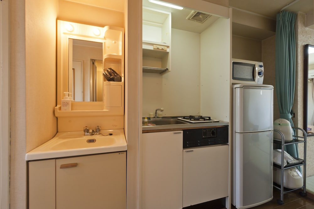 Compact Japanese Room, Non Smoking photo 3