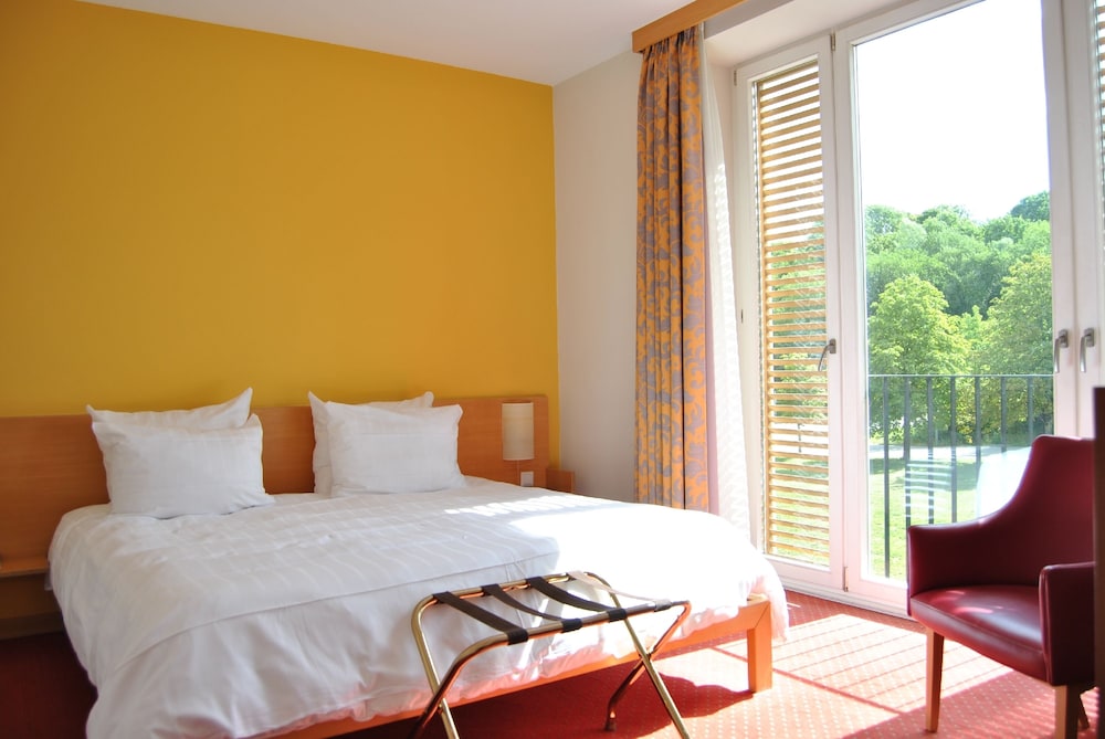 Standard Double Room (Wellness & Fitness Access) photo 3