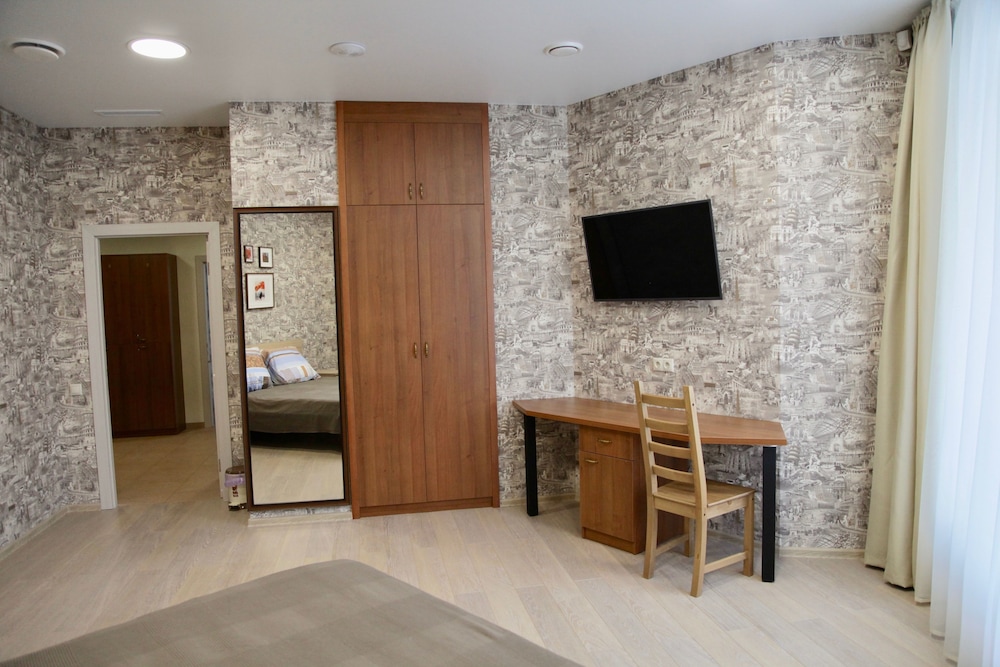 Family Double Room, Shared Bathroom photo 3