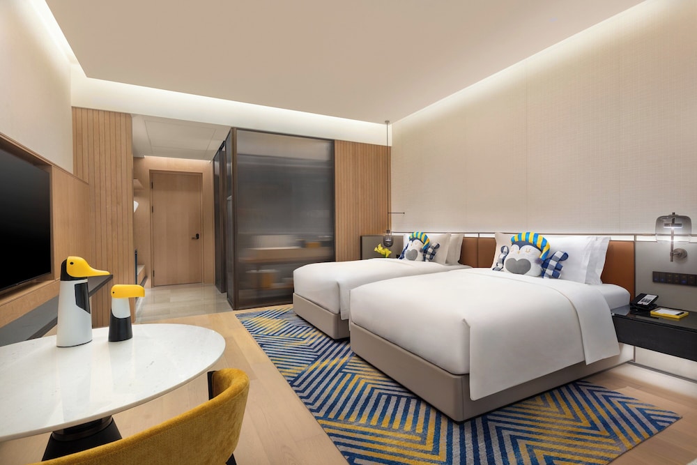 Standard Room, 2 Double Beds, Accessible photo 2