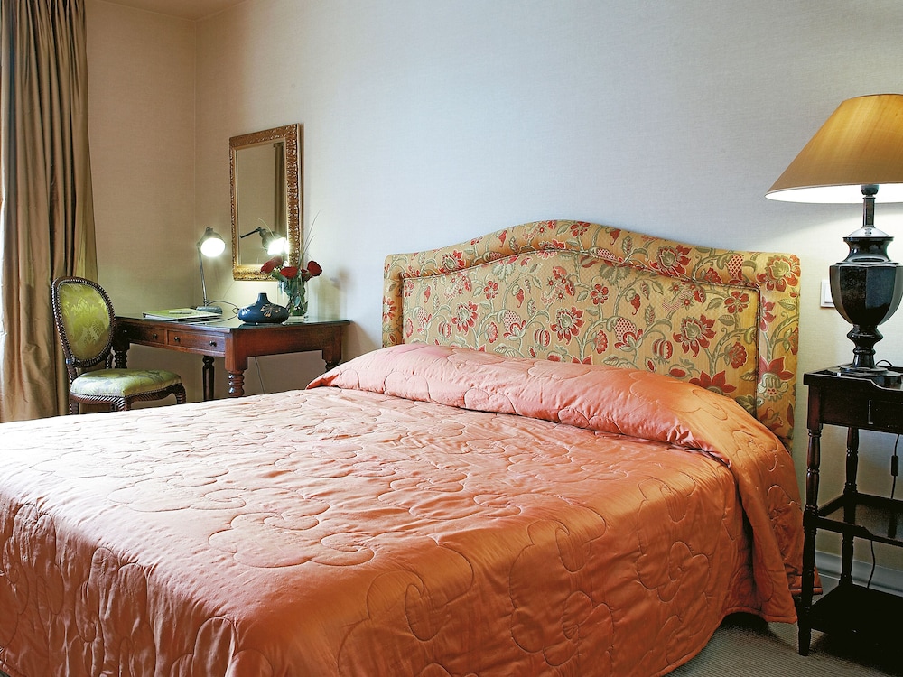 Family Suite, Pool View - Photo 2
