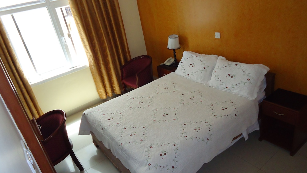 Executive Apartment photo 3