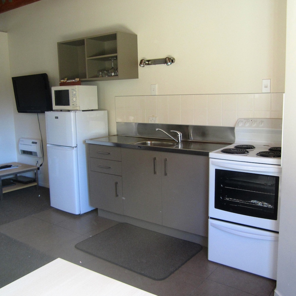 Luxury Suite, 1 Bedroom, Jetted Tub, Mountain View photo 3