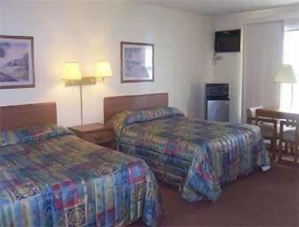 Room, 2 Queen Beds, Accessible photo 1