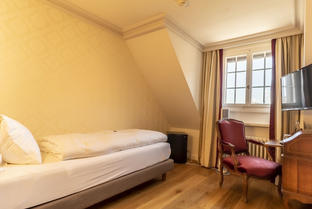 Single Room - Photo 5