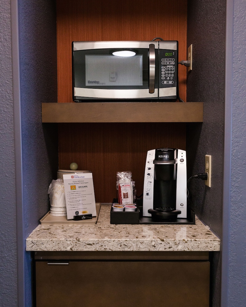 Room, 1 King Bed, Accessible - Photo 2
