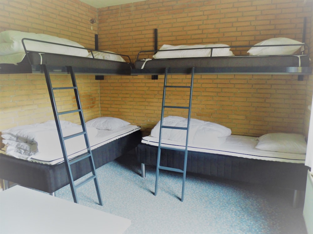 Comfort Quadruple Room, Private Bathroom