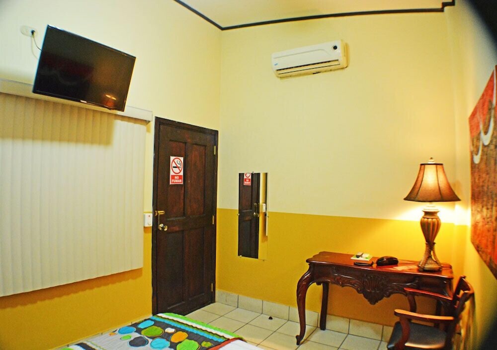 Standard Triple Room, Non Smoking photo 2