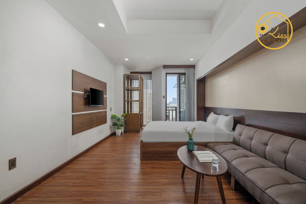 Deluxe Studio, Balcony, City View - Photo 6