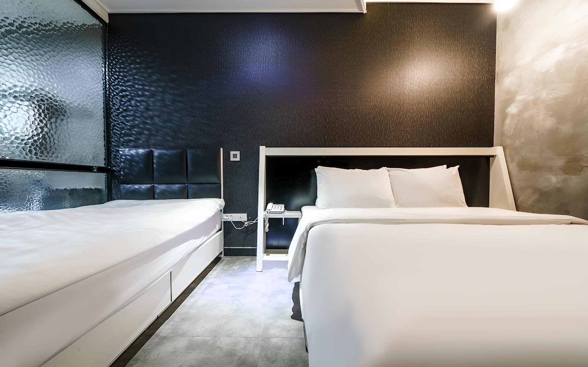 Room (Business Twin Room (OTT)) - Photo 7