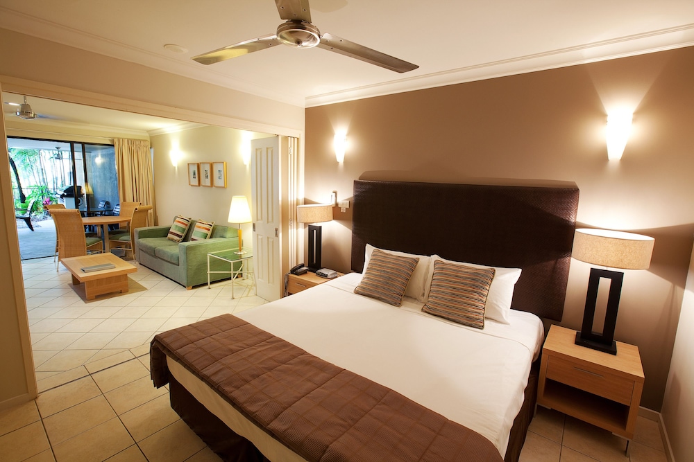 One Bedroom Suite - Photo 10