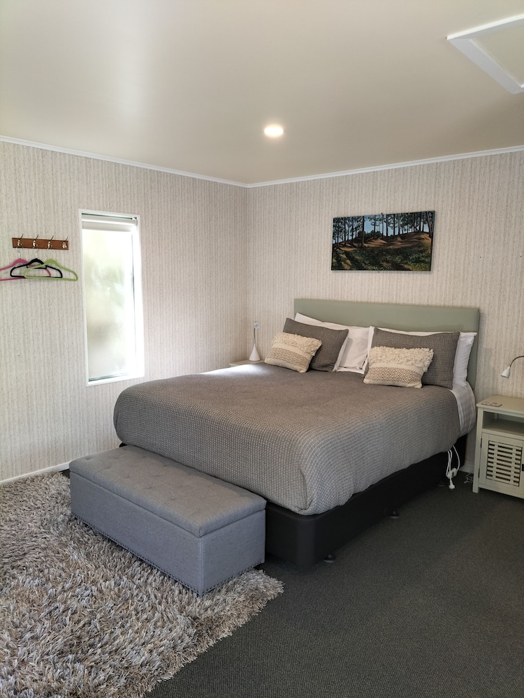 Comfort Studio Suite, 1 King Bed, Courtyard View (Adult Only) photo 2