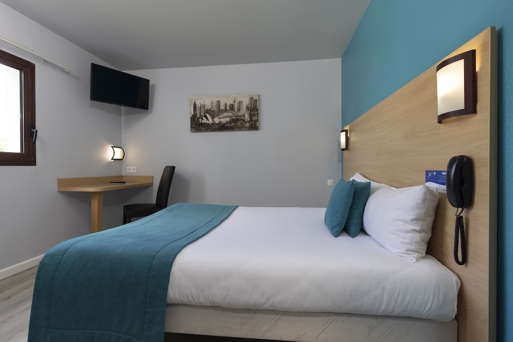 Double Room - Photo 5