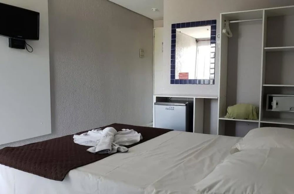 DOUBLE STANDARD ROOM WITH BALCONY photo 3