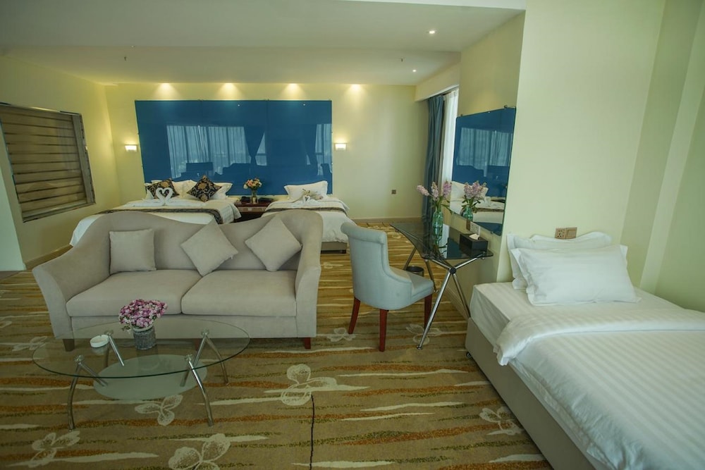 Family Suite photo 3