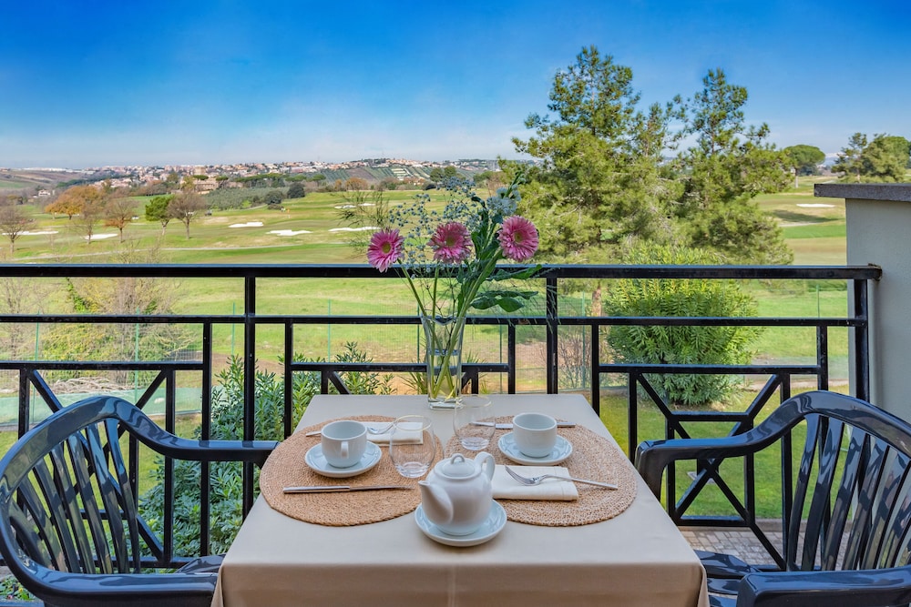 Superior Apartment, Golf View