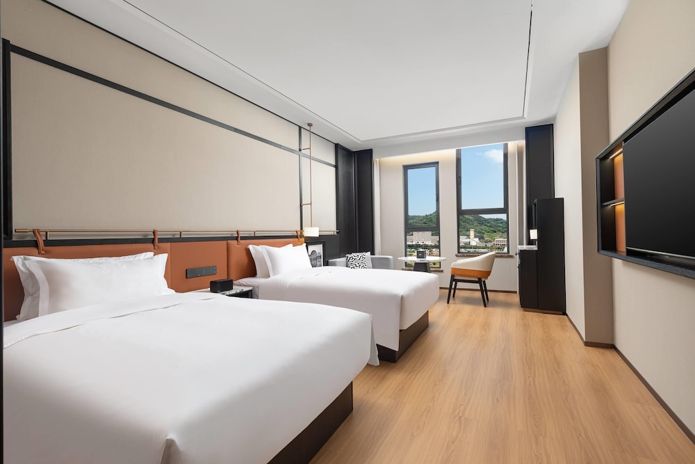 Deluxe Room, 2 Twin Beds, Non Smoking photo 2