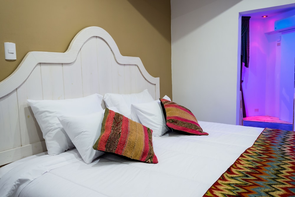 Deluxe Suite, 1 King Bed photo 1
