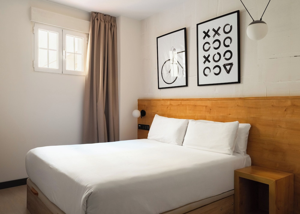 One-Bedroom Apt Wheelchair Accessible