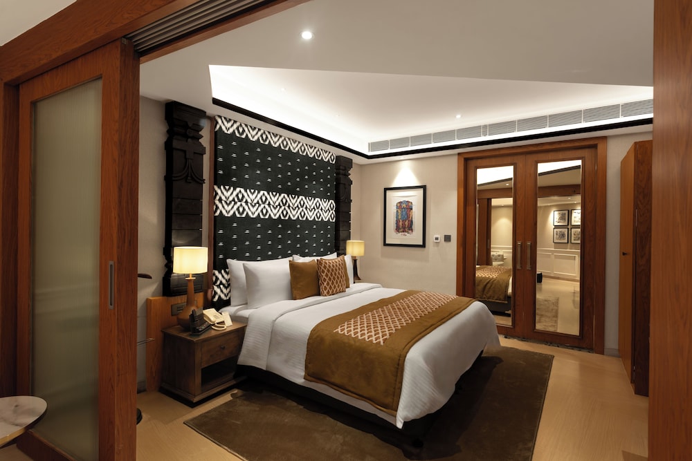 Suite, 1 King Bed (Presidential Suite) photo 1