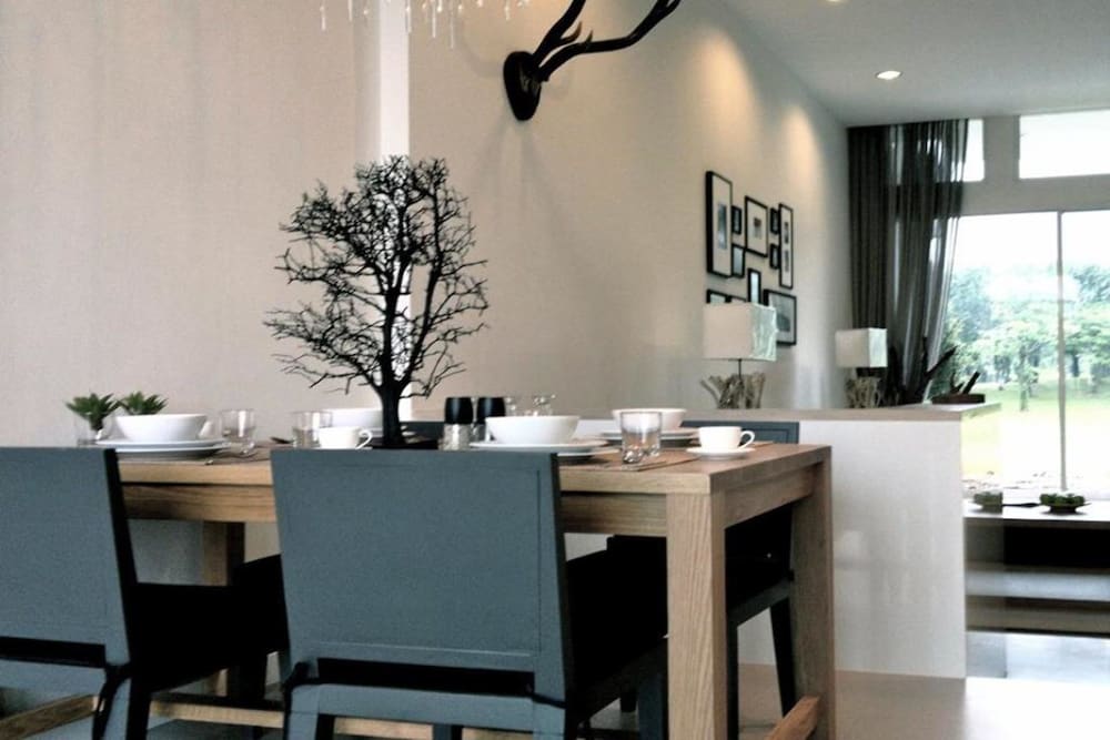 The Midst House photo 3