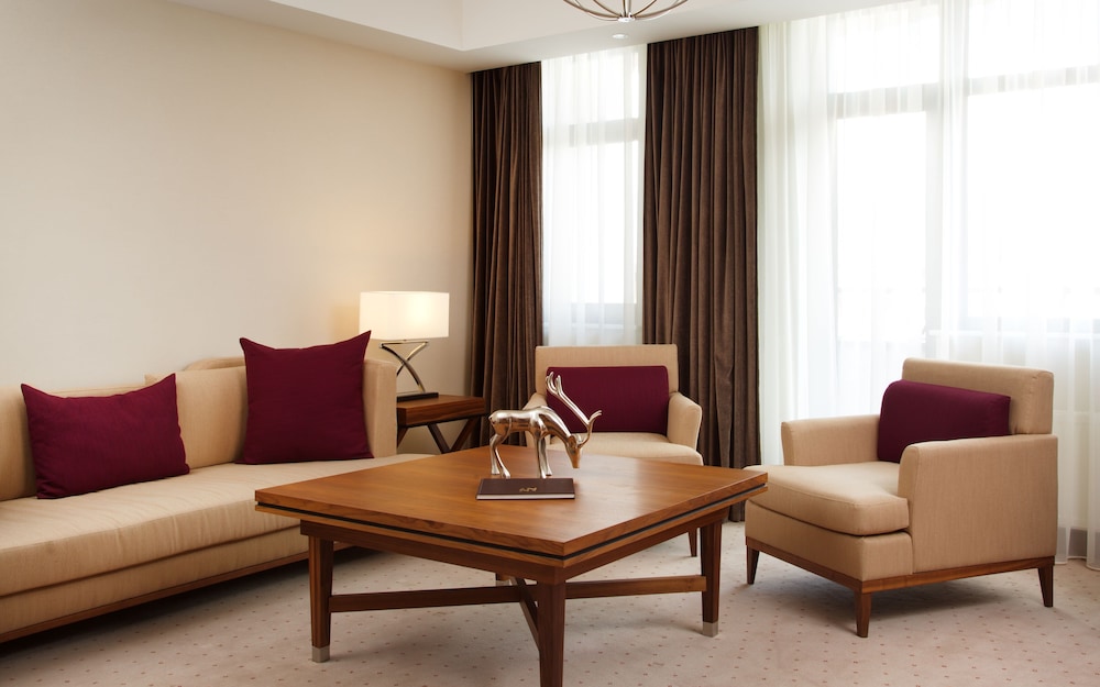 Suite, 1 Bedroom photo 3