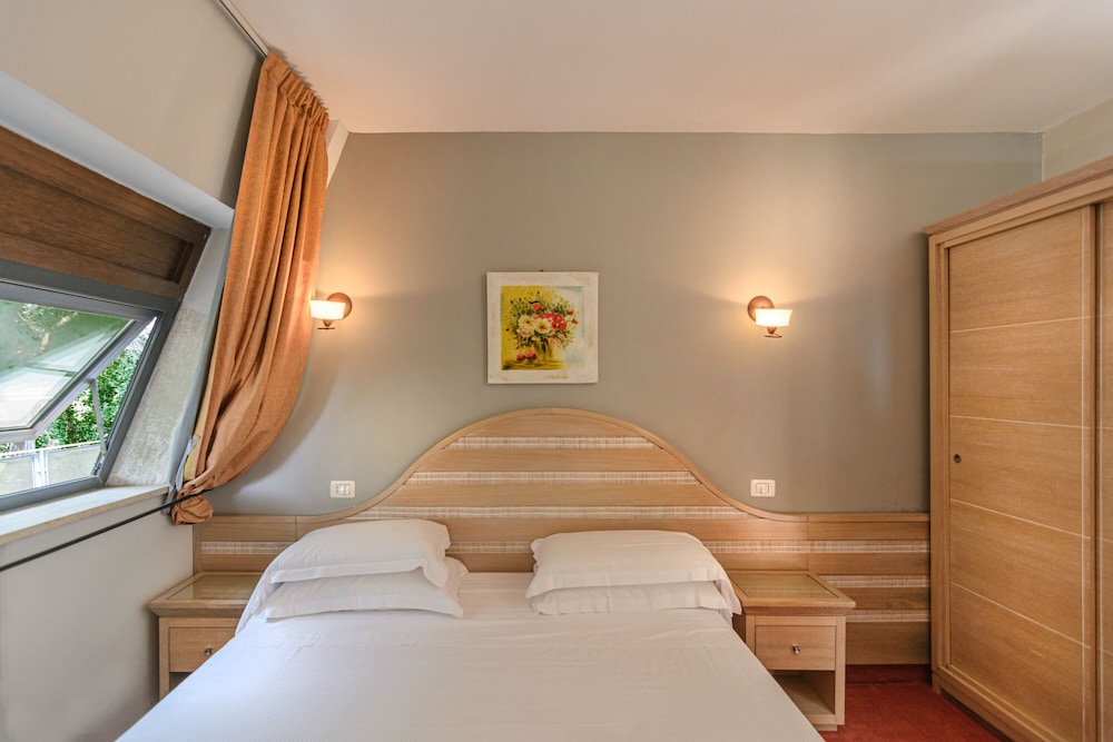 Economy Double or Twin Room photo 1
