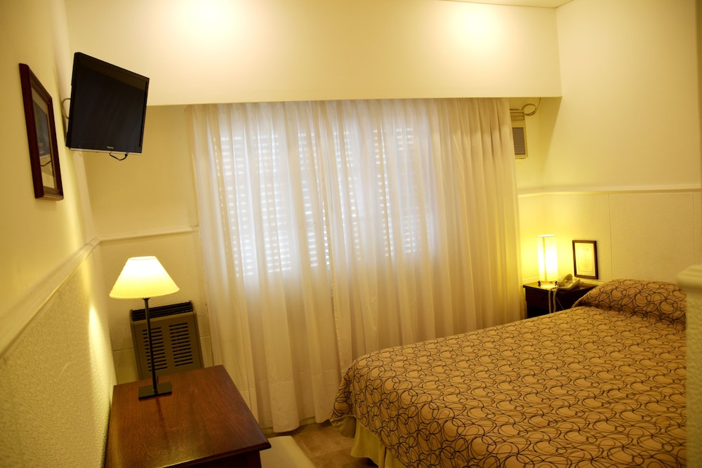 Standard Double Or Twin Room, 1 Queen Bed, Non Smoking, Private Bathroom photo 1