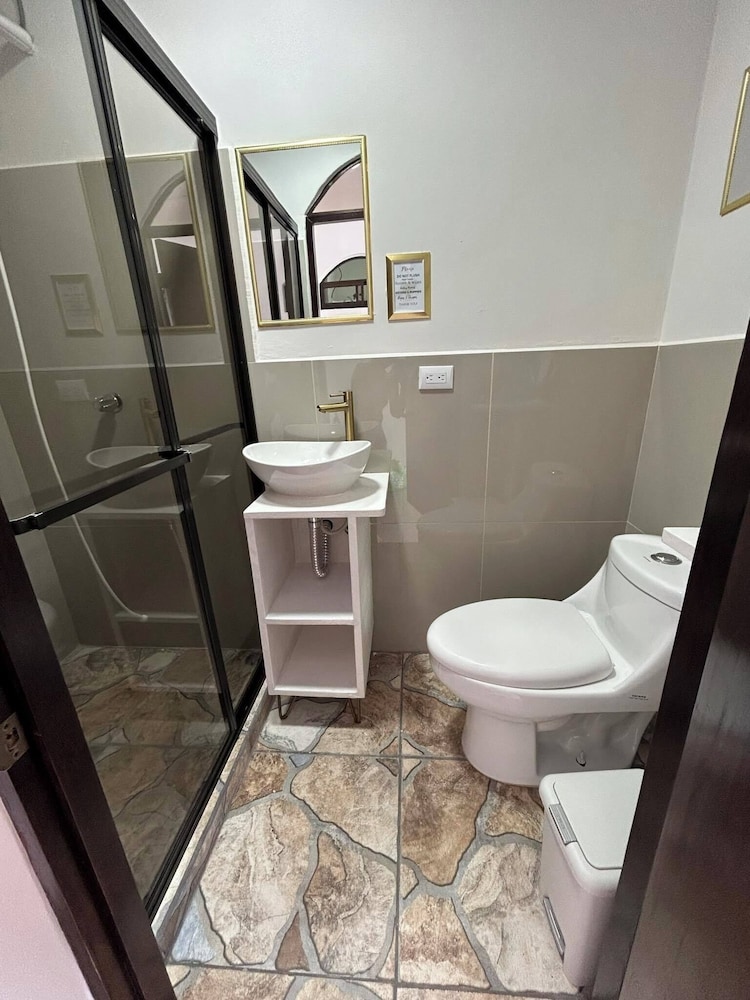 Basic Double Room, Balcony photo 3