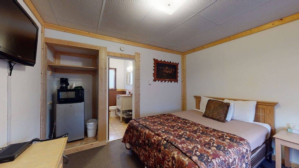 Standard Room, 1 Queen Bed, Non Smoking photo 1