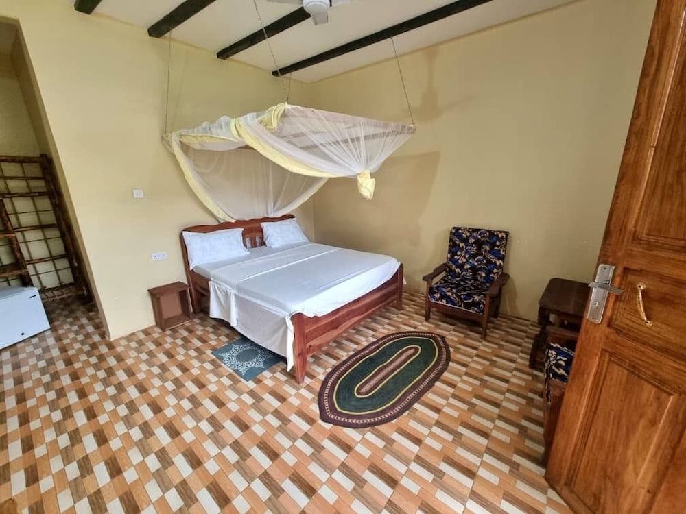 Basic Double or Twin Room