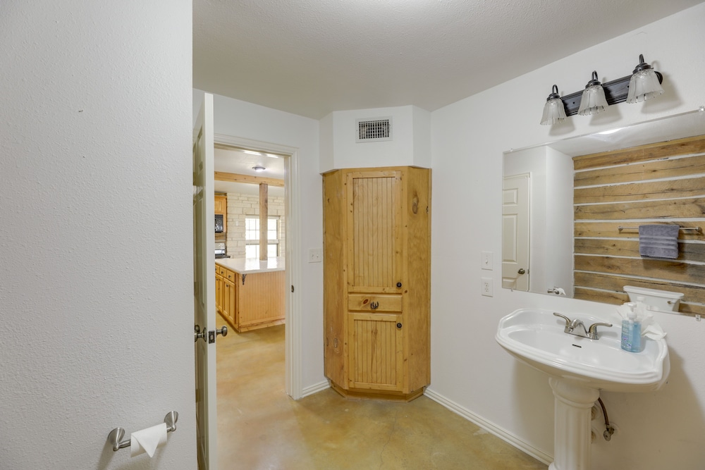 House (2 Bedrooms) photo 3