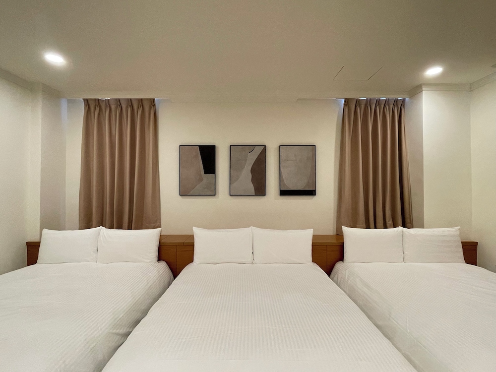 Family Triple Room photo 2
