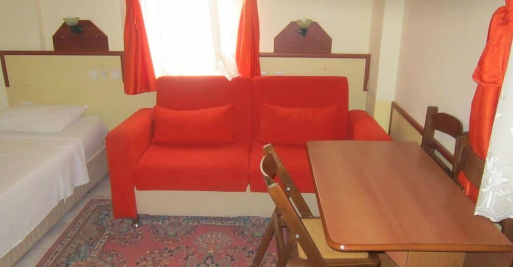 Double or Twin Room photo 2