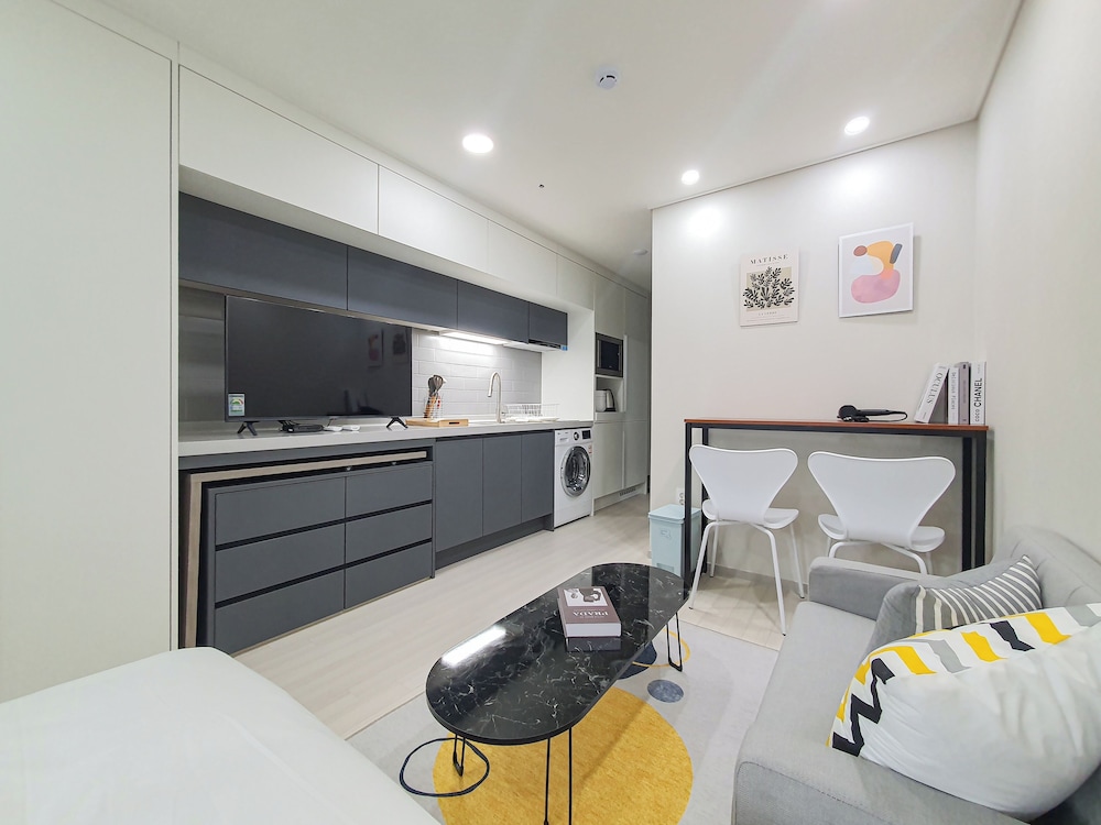 Standard Double Room - Photo 10