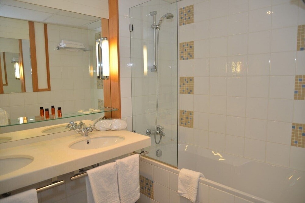 Prestige Suite - Photo 5