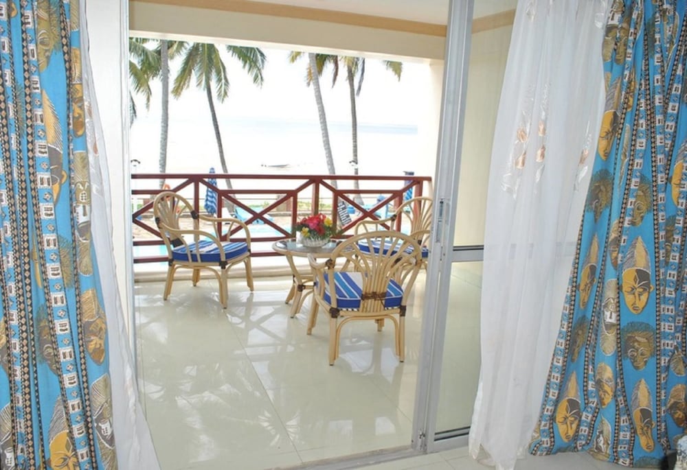 Superior Room, Balcony, Ocean View photo 3