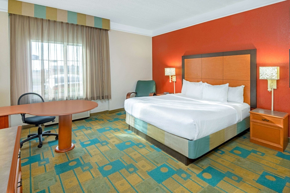 Room, 1 King Bed, Non Smoking