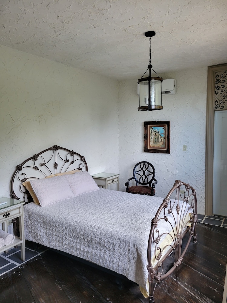 Traditional Room
