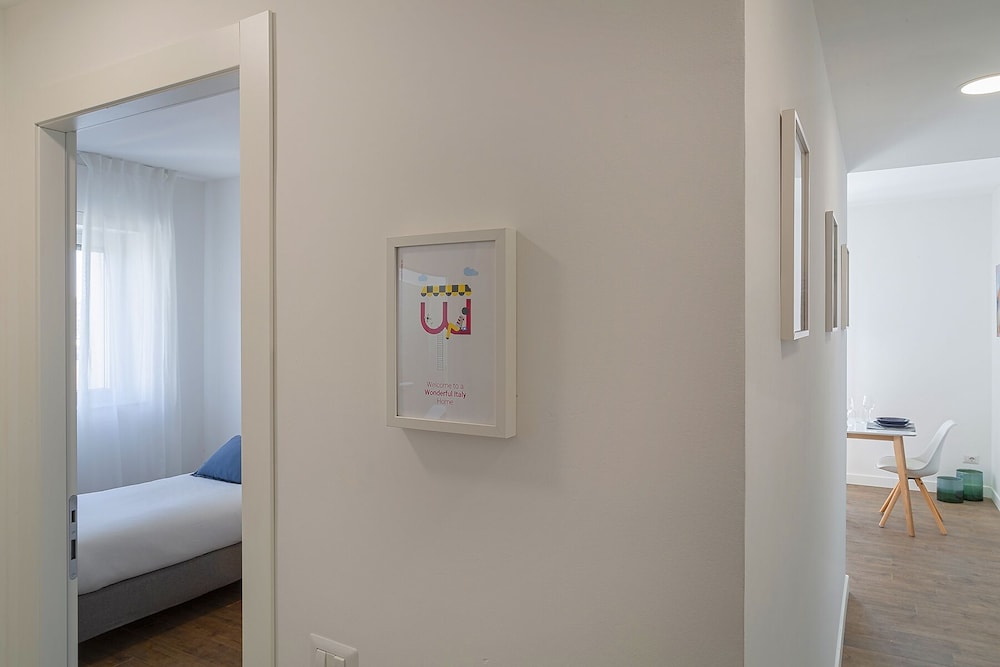 Basic Apartment photo 3