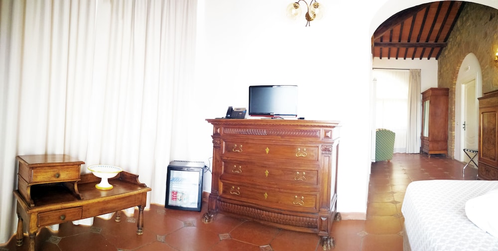 Junior Suite, 1 Bedroom, Garden View photo 2