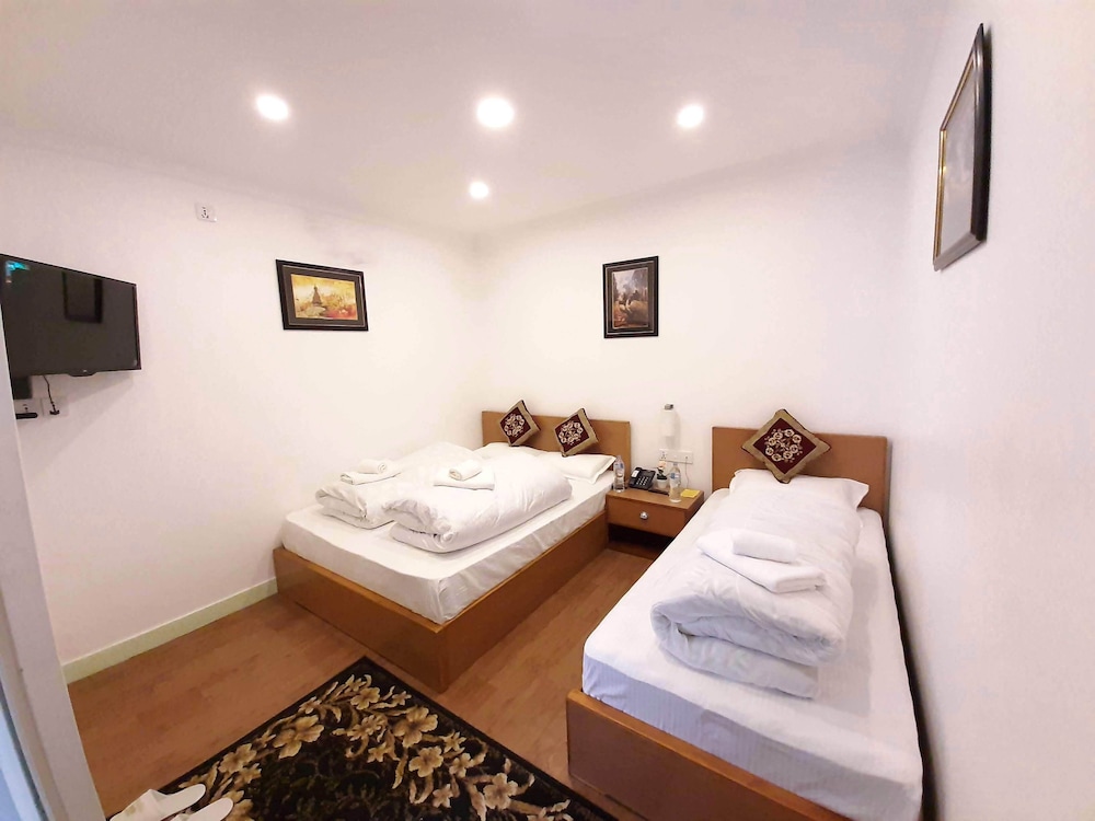 Standard Triple Room photo 2